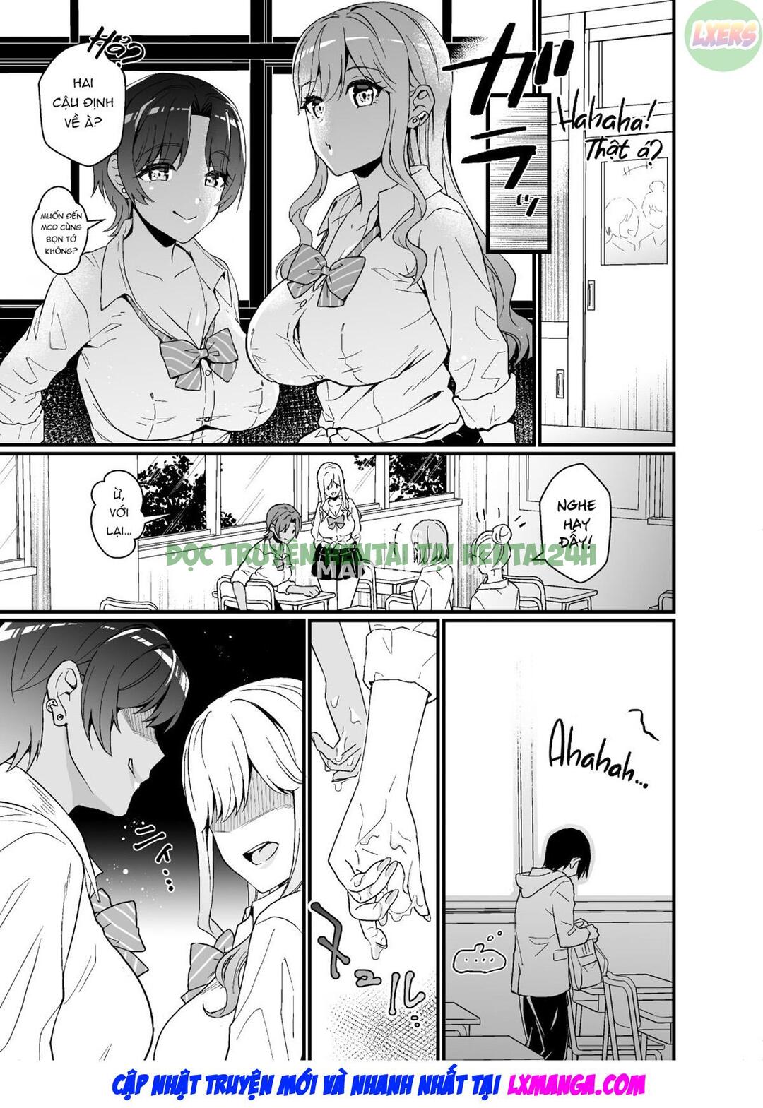Xem ảnh 17 trong truyện hentai That Time Gyarus Asked Me To Grope Their Tits After Class - One Shot - Truyenhentai18.net