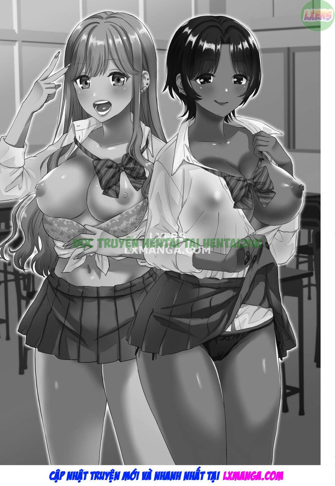 Xem ảnh That Time Gyarus Asked Me To Grope Their Tits After Class - One Shot - 4 - Hentai24h.Tv